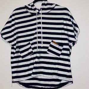 striped hooded tshirt with pockets.